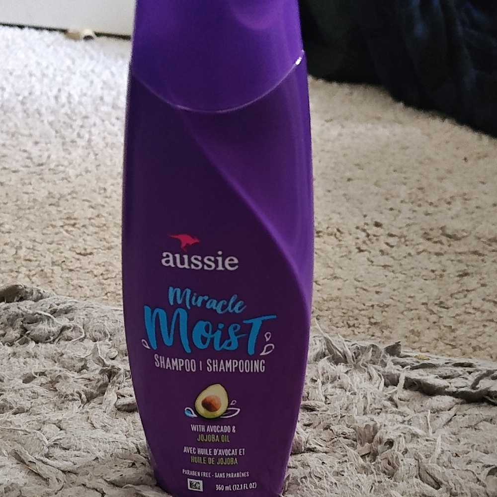 Aussie Miracle Moist Shampoo